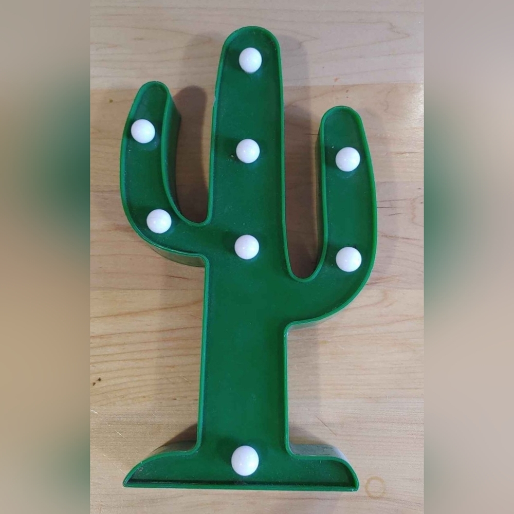 Cactus Light